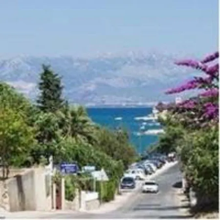 Lucky Star - 2 Bedroom, Sea View, Large Balcony, Free Parking, Bbq Apartamento